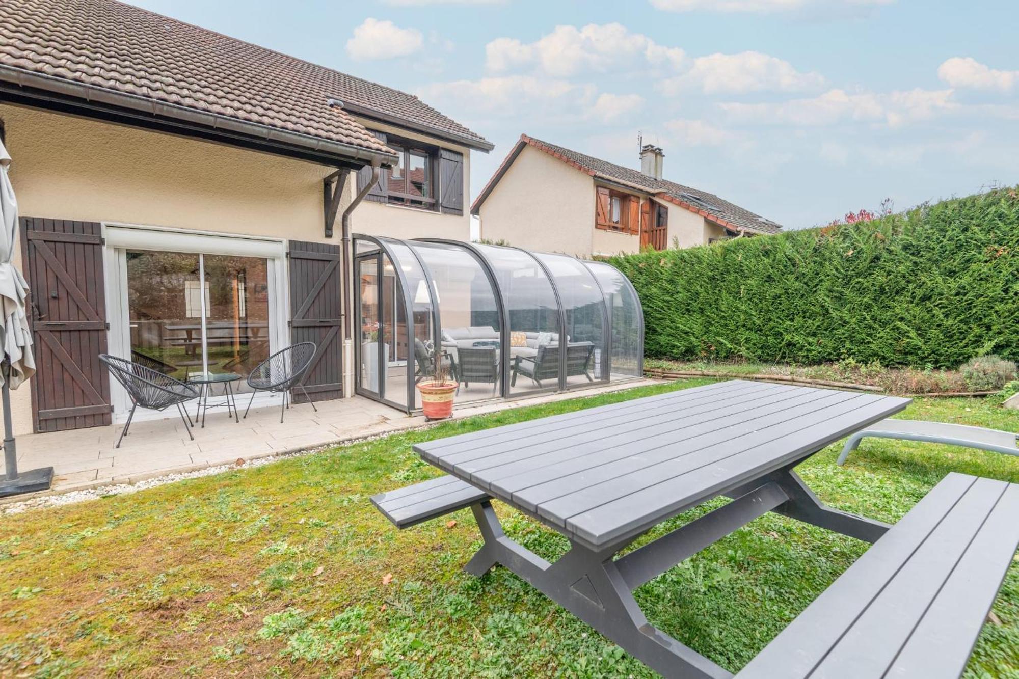 Villa Alpiloc - Town House With Garden And Winter Lounge à Annecy Extérieur photo